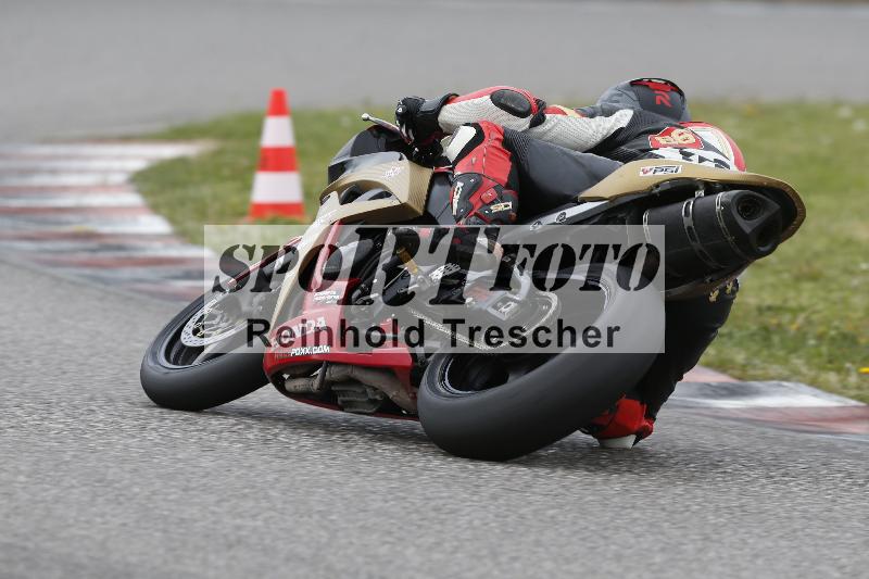 /Archiv-2025/08 20.04.2025 Speer Racing ADR/Gruppe rot/910